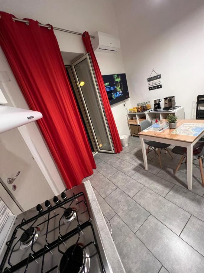 Апартаменты Punto Feliz Holiday House Неаполь Экстерьер фото